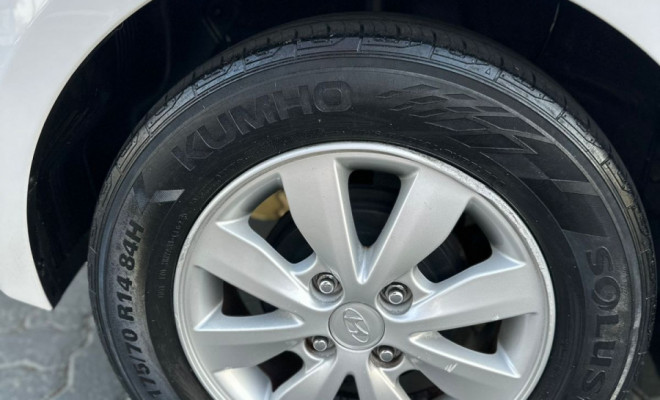 Hyundai HB20 C./C.Plus/C.Style 1.6 Flex 16V Mec. 2015 Flex-9