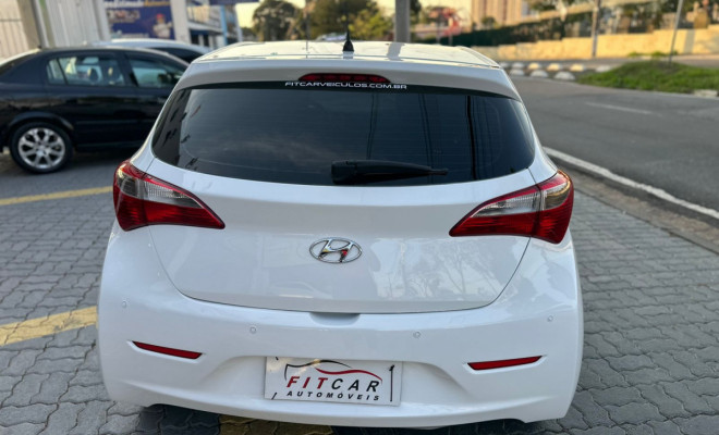 Hyundai HB20 C./C.Plus/C.Style 1.6 Flex 16V Mec. 2015 Flex-2