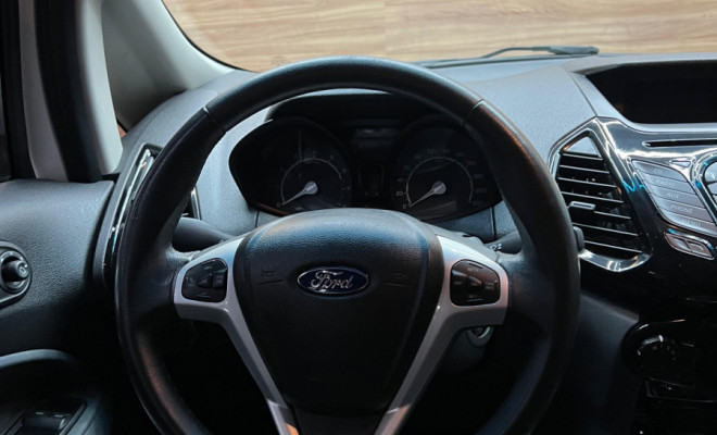 Ford EcoSport FREESTYLE 1.6 16V Flex 5p Aut. 2016-6