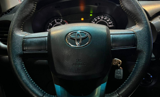 Toyota Hilux CD 4x4 2.8 Diesel Mec. 2019 Diesel-8