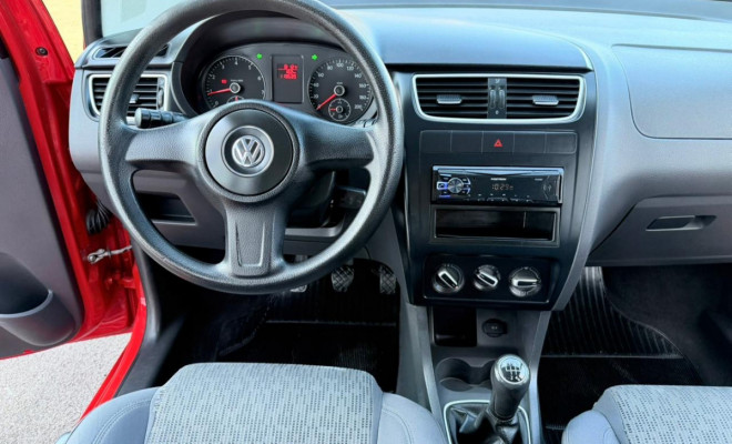VW - VolksWagen Fox 1.0 Mi Total Flex 8V 5p 2013 Flex-9