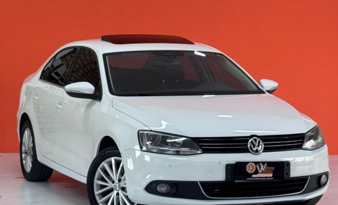 VW - VolksWagen JETTA Highline 2.0 TSI 16V 4p Tiptronic 2014 Flex