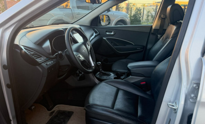 Hyundai Santa Fe/GLS 3.3 V6 4X4 Tiptronic 2015 Gasolina-8