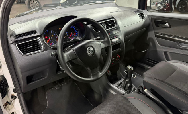 VW - VolksWagen Fox PRIME/Higli. 1.6 Total Flex 8V 5p 2010 Flex-6