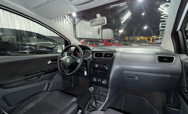 VW - VolksWagen Fox PRIME/Higli. 1.6 Total Flex 8V 5p 2010 Flex-8
