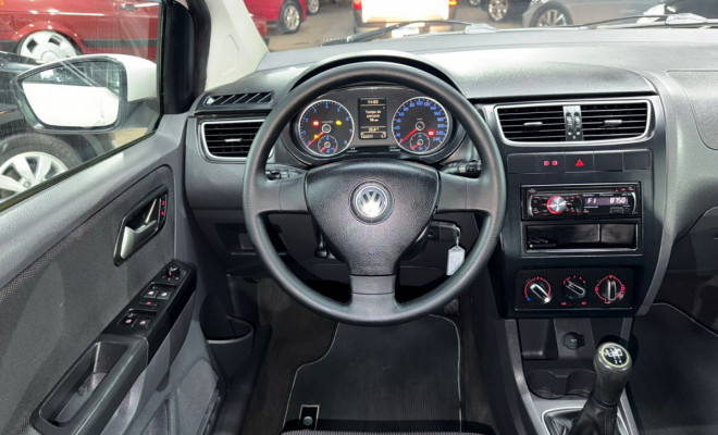 VW - VolksWagen Fox PRIME/Higli. 1.6 Total Flex 8V 5p 2010 Flex-7
