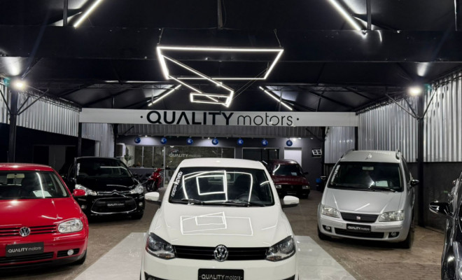 VW - VolksWagen Fox PRIME/Higli. 1.6 Total Flex 8V 5p 2010 Flex-0
