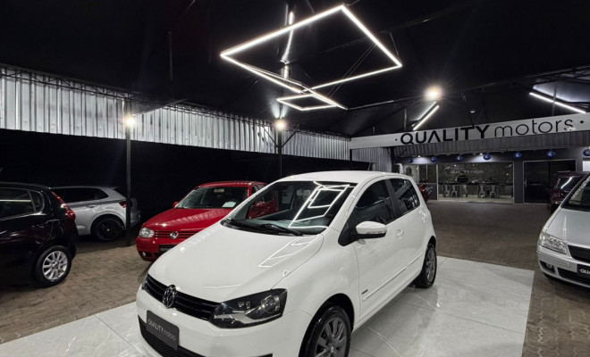VW - VolksWagen Fox PRIME/Higli. 1.6 Total Flex 8V 5p 2010 Flex-1