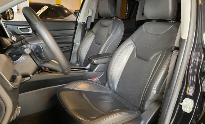 Jeep Compass Longitude T270 1.3 TB 4x2 Flex Aut. 2023-11