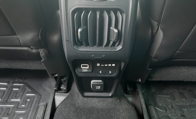 Jeep Commander Limited TD380 2.0 4x4 Die.Aut. 2022 Flex-9