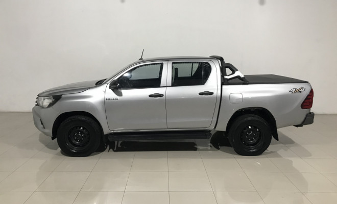 Toyota Hilux CD 4x4 2.8 Diesel Mec. 2019 Diesel-2