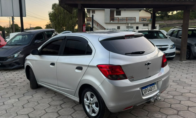 GM - Chevrolet ONIX HATCH Joy 1.0 8V Flex 5p Mec. 2019 Flex-3