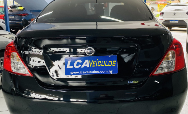Nissan VERSA SV 1.6 16V Flex Fuel 4p Mec. 2014 Flex-2