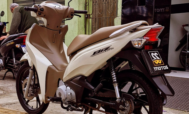 HONDA BIZ 125/125i ano 2023 Flex-1