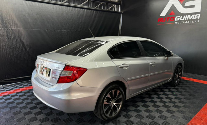 Honda Civic Sedan LXR 2.0 Flexone 16V Aut. 4p 2015 Flex-15