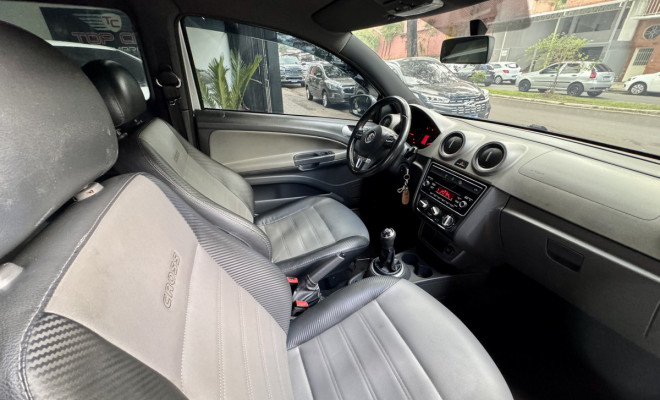 VW - VolksWagen Saveiro CROSS 1.6 T.Flex 16V CD 2015 Flex-7