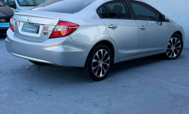 Honda Civic Sedan EXR 2.0 Flexone 16V Aut. 4p 2016 Flex-2