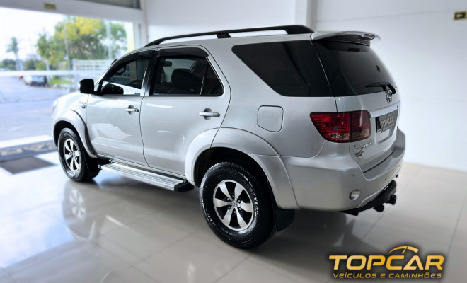Toyota Hilux SW4 SRV D4-D 4x4 3.0 TDI Dies. Aut 2007 Diesel-4