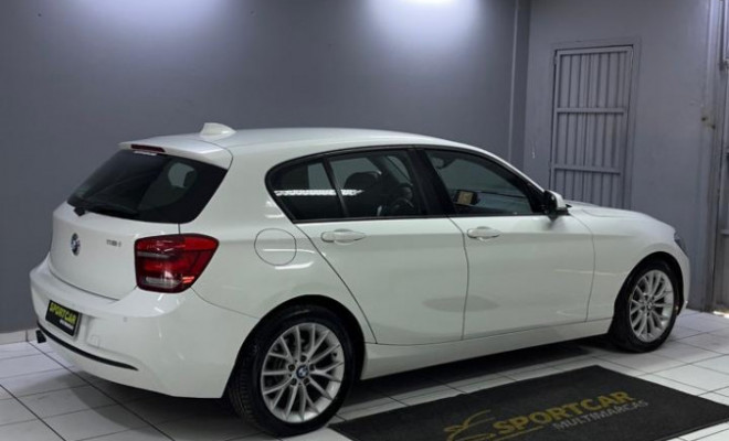 BMW 118iA Full 1.6 TB 16V 170cv 5p 2012 Gasolina-10