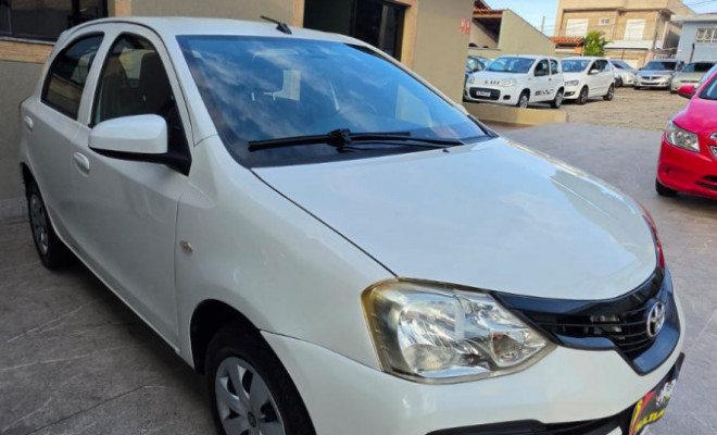 Toyota ETIOS X 1.3 Flex 16V 5p Mec. 2019 Flex-1