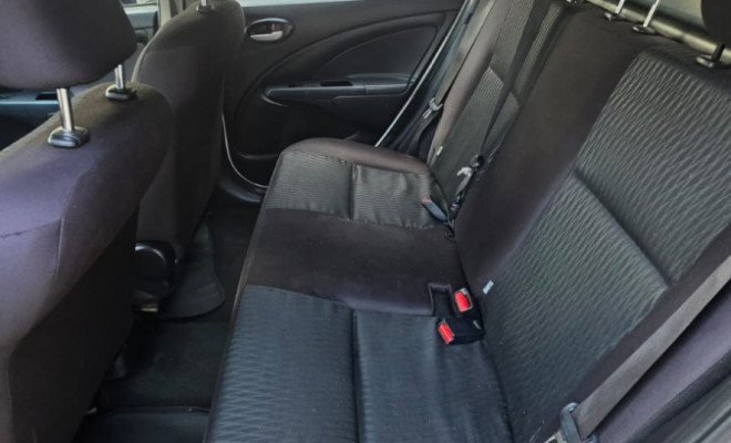 Toyota ETIOS X 1.3 Flex 16V 5p Mec. 2019 Flex-8
