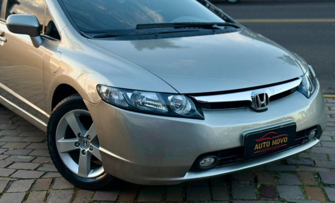 Honda Civic Sedan LXS 1.8/1.8 Flex 16V Aut. 4p 2008 Flex-7