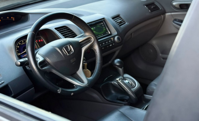 Honda Civic Sedan LXS 1.8/1.8 Flex 16V Aut. 4p 2008 Flex-11