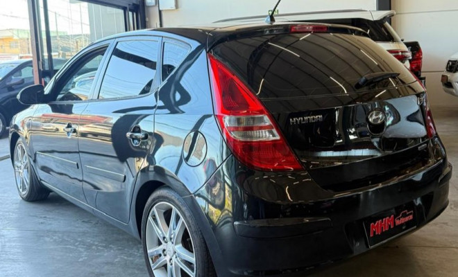 Hyundai i30 2.0 16V 145cv 5p Aut. 2010 Gasolina-3