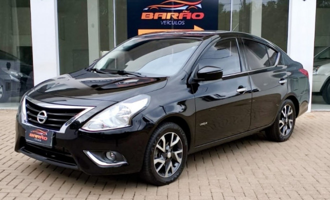 Nissan VERSA UNIQUE 1.6 16V Flex 4p Mec. 2016 Flex