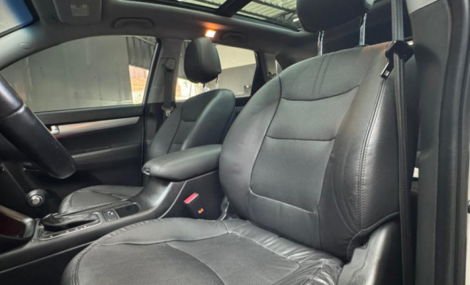 Kia Motors Sorento 3.5 V6 24V 4x4 Aut. 2015 Gasolina-13