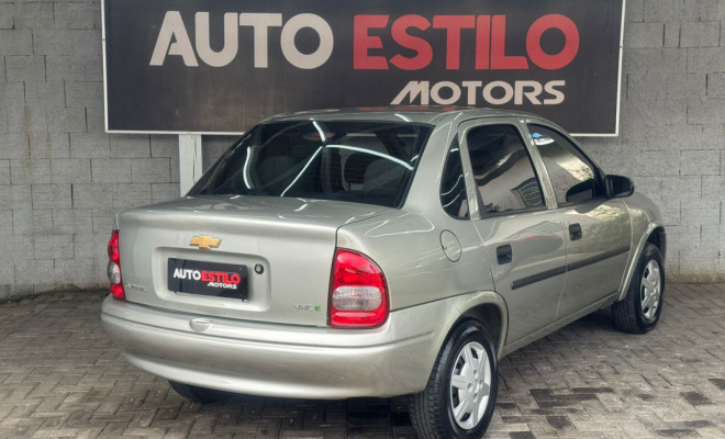 GM - Chevrolet Classic Life/LS 1.0 VHC FlexP. 4p 2010 Flex-2