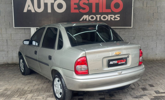 GM - Chevrolet Classic Life/LS 1.0 VHC FlexP. 4p 2010 Flex-1