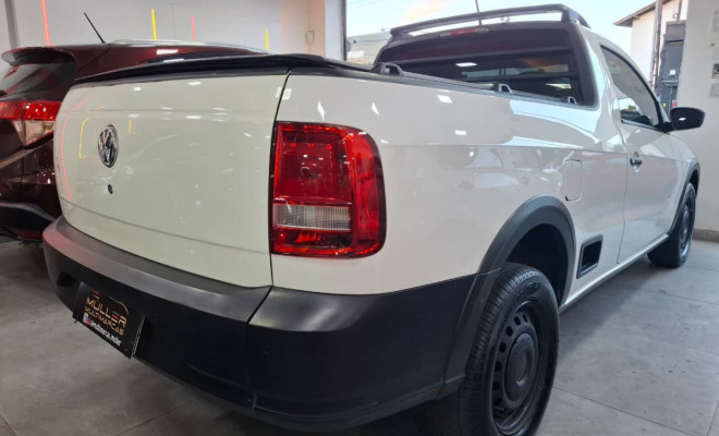 VW - VolksWagen Saveiro Robust 1.6 Total Flex 16V  2023 Flex-4