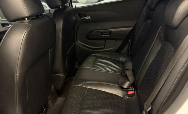 GM - Chevrolet SONIC HB LTZ 1.6 16V FlexPower 5p Aut. 2012 Flex-5