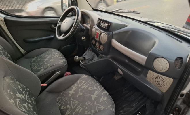 Fiat Doblo Adventure/ Adv.ER 1.8 mpi 8V 103cv 2004 Gasolina-11