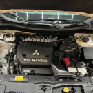 Mitsubishi OUTLANDER 3.0/ GT 3.0 V6 Aut. 2015-11