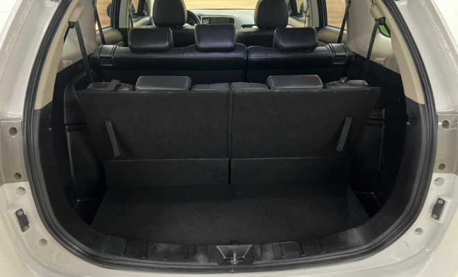 Mitsubishi OUTLANDER 3.0/ GT 3.0 V6 Aut. 2015-9