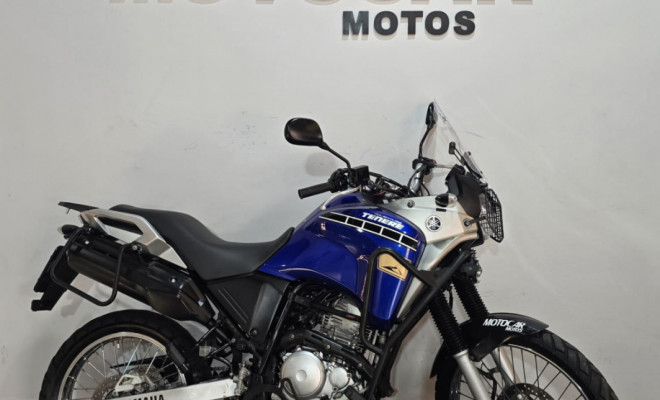 YAMAHA XTZ 250 TENERE/TENERE BLUEFLEX 2016 Gasolina-0