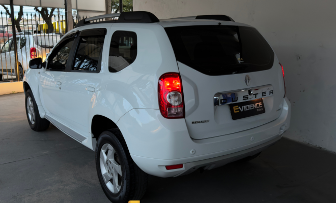 Renault DUSTER Dynamique 1.6 Flex 16V Mec. 2015 Gasolina-0