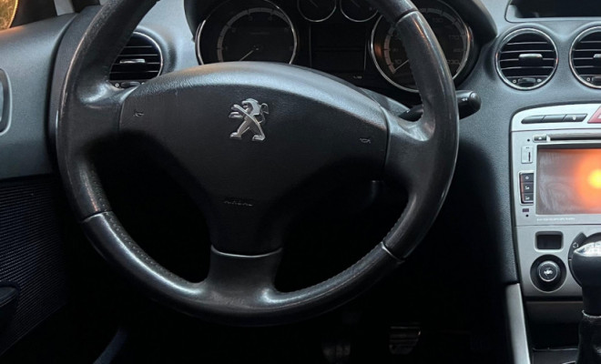 Peugeot 308 Active 1.6 Flex 16V 5p mec. 2015-6