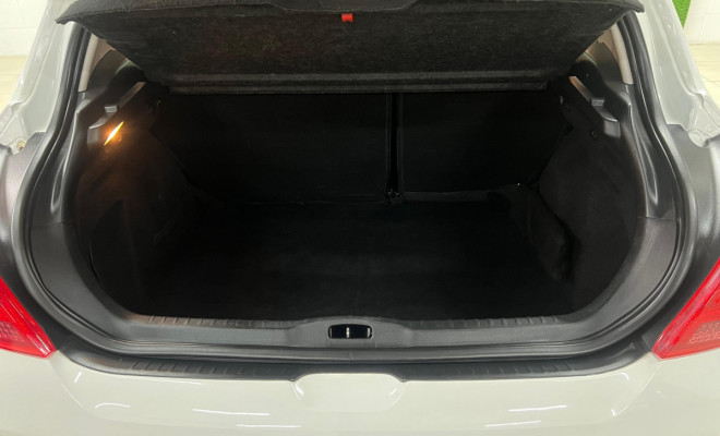 Peugeot 308 Active 1.6 Flex 16V 5p mec. 2015-9