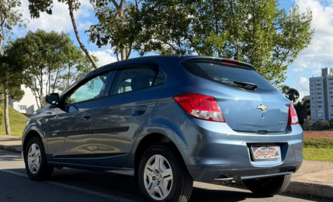 GM - Chevrolet ONIX HATCH LT 1.0 8V FlexPower 5p Mec. 2015 Flex-1