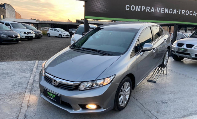 Honda Civic Sedan LXR 2.0 Flexone 16V Aut. 4p 2014 Flex