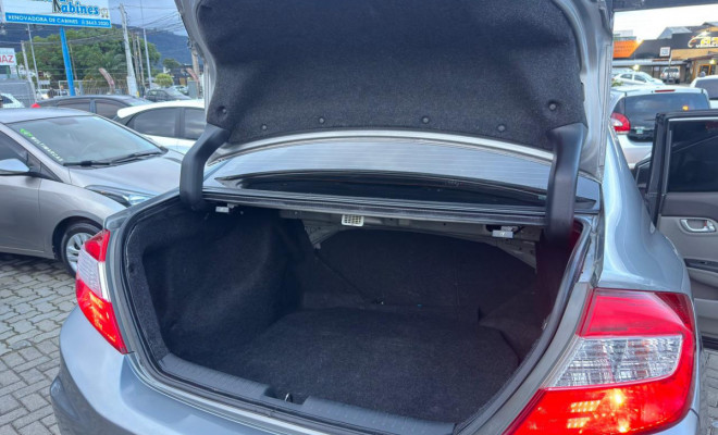 Honda Civic Sedan LXR 2.0 Flexone 16V Aut. 4p 2014 Flex-13