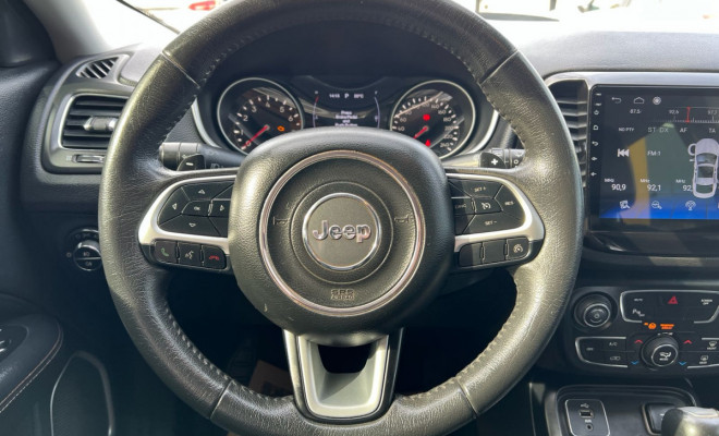 Jeep COMPASS LONGITUDE 2.0 4x4 Dies. 16V Aut. 2018 Flex-6