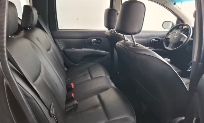 Nissan LIVINA X-GEAR SL/X-GEAR 1.8 Flex F. Aut. 2013 Flex-12