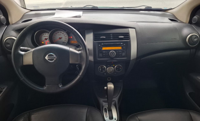 Nissan LIVINA X-GEAR SL/X-GEAR 1.8 Flex F. Aut. 2013 Flex-8