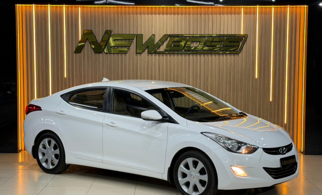 Hyundai Elantra GLS 1.8 16V Aut. 2013 Gasolina