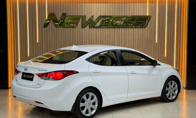 Hyundai Elantra GLS 1.8 16V Aut. 2013 Gasolina-0