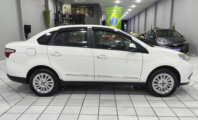 Fiat Grand Siena ESSENCE 1.6 Flex 16V 2014 Flex-6